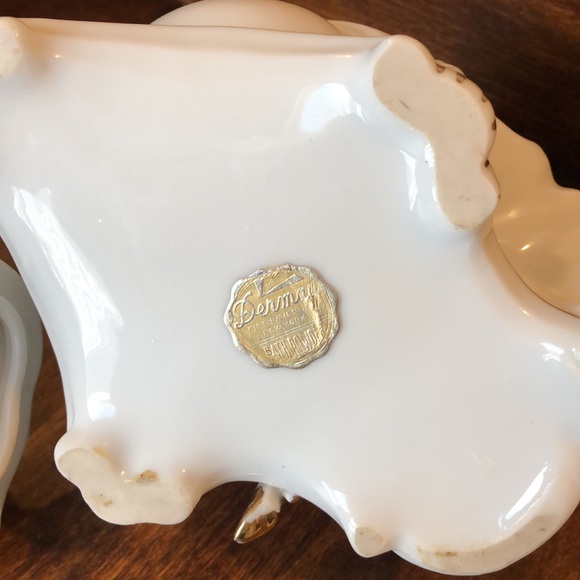 Antique DERMAY Porcelain Bath Dresser Box | Powder Box - Picture 7 of 13